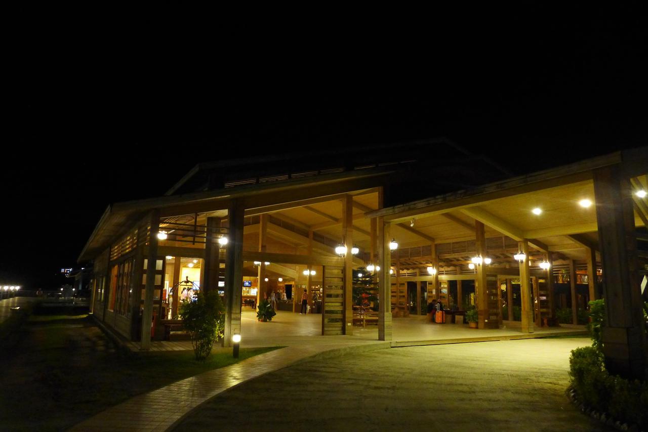 Island Paradise Resort Club Koror Eksteriør bilde